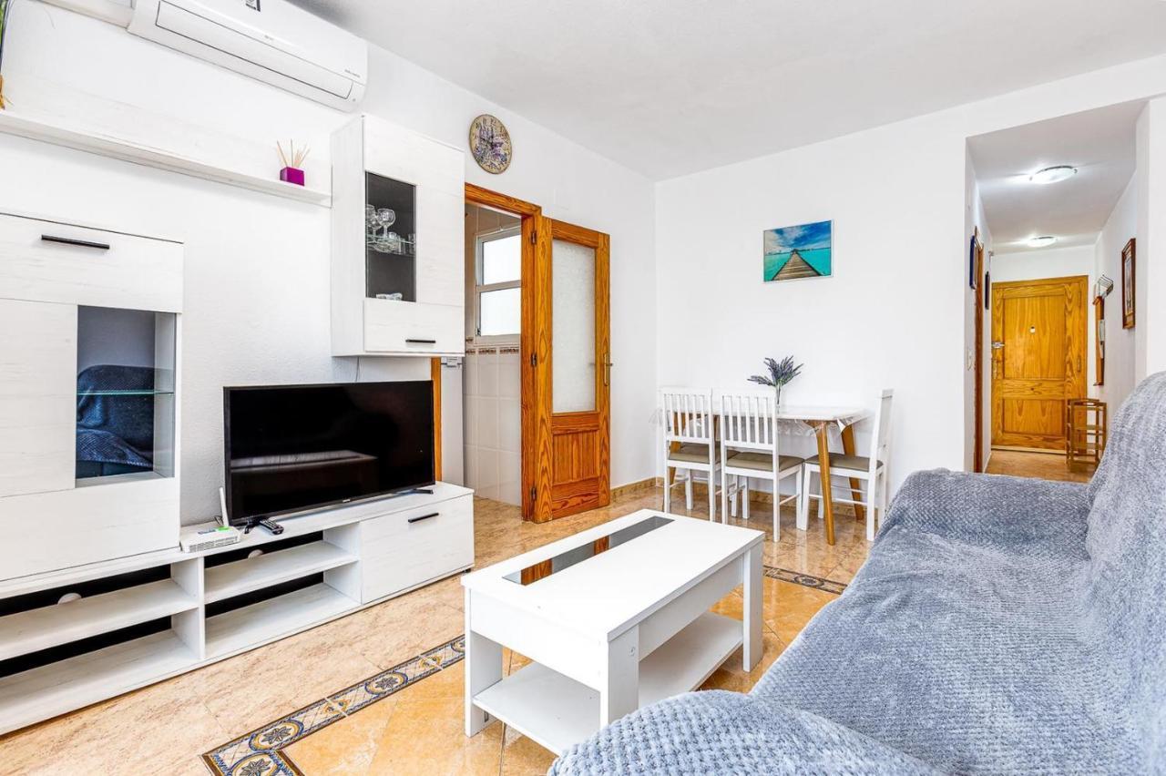 Сomfortable Apartament Caballero De Rodas Torrevieja Ngoại thất bức ảnh